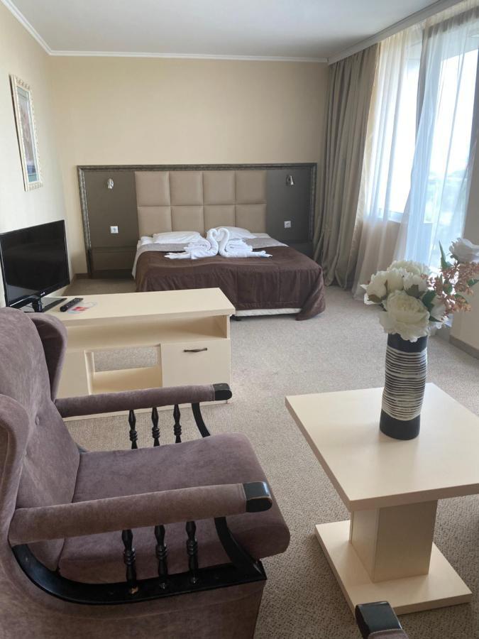 Kamenec Hotel Νεσέμπαρ Εξωτερικό φωτογραφία