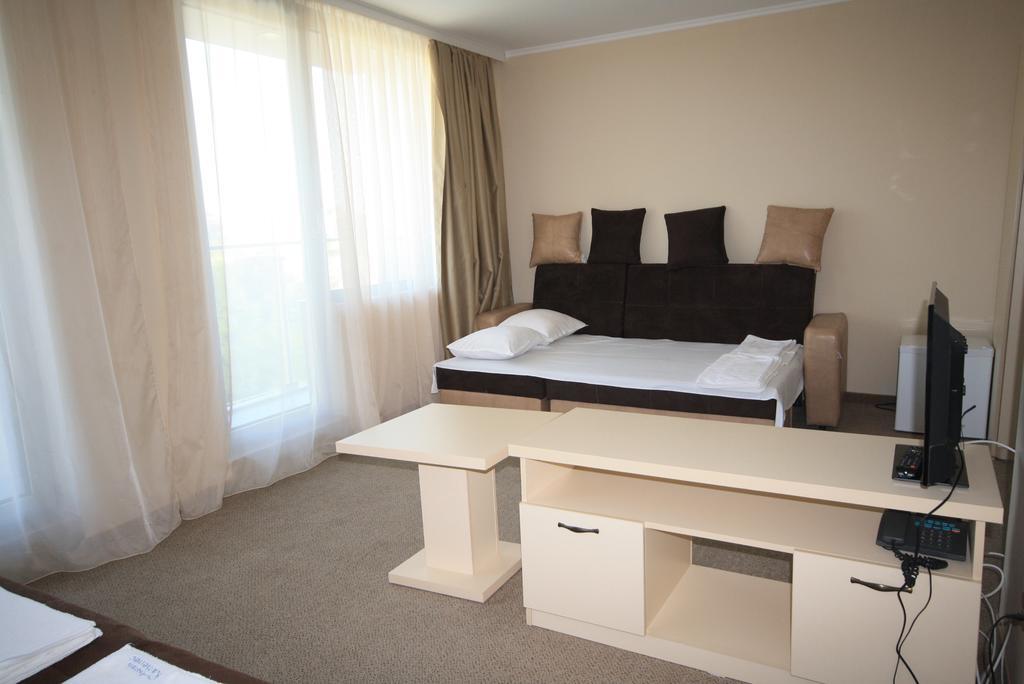 Kamenec Hotel Νεσέμπαρ Εξωτερικό φωτογραφία