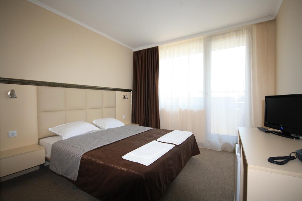 Kamenec Hotel Νεσέμπαρ Εξωτερικό φωτογραφία